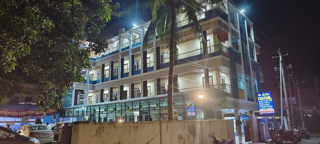 Devi Grand Residency Hotel