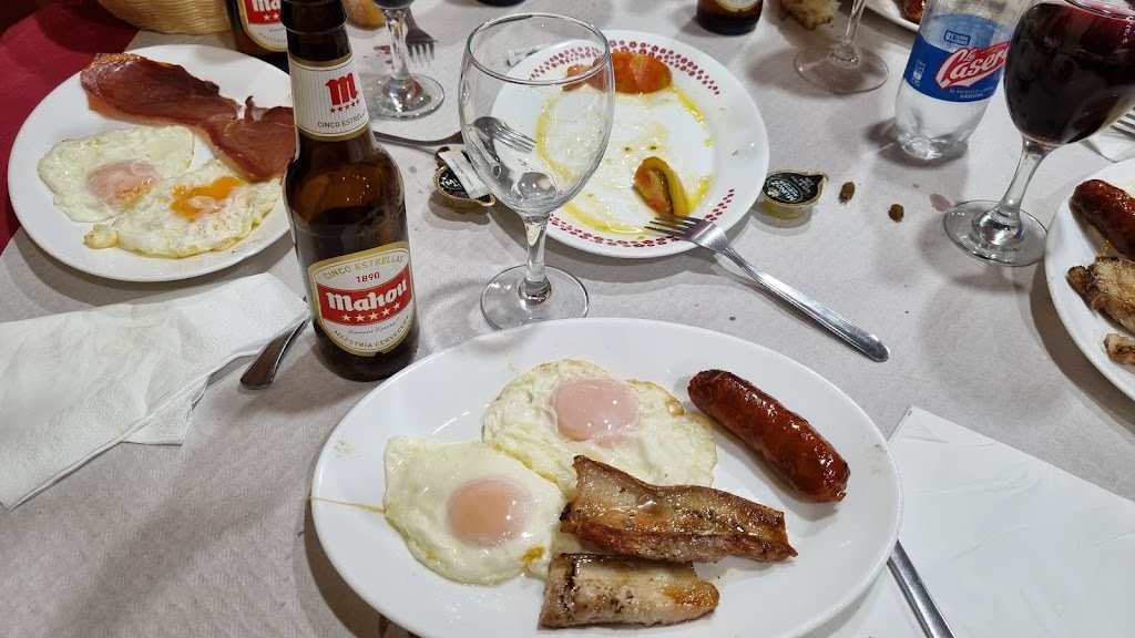 Restaurante El Ruedo Taurino — Comida y bebida