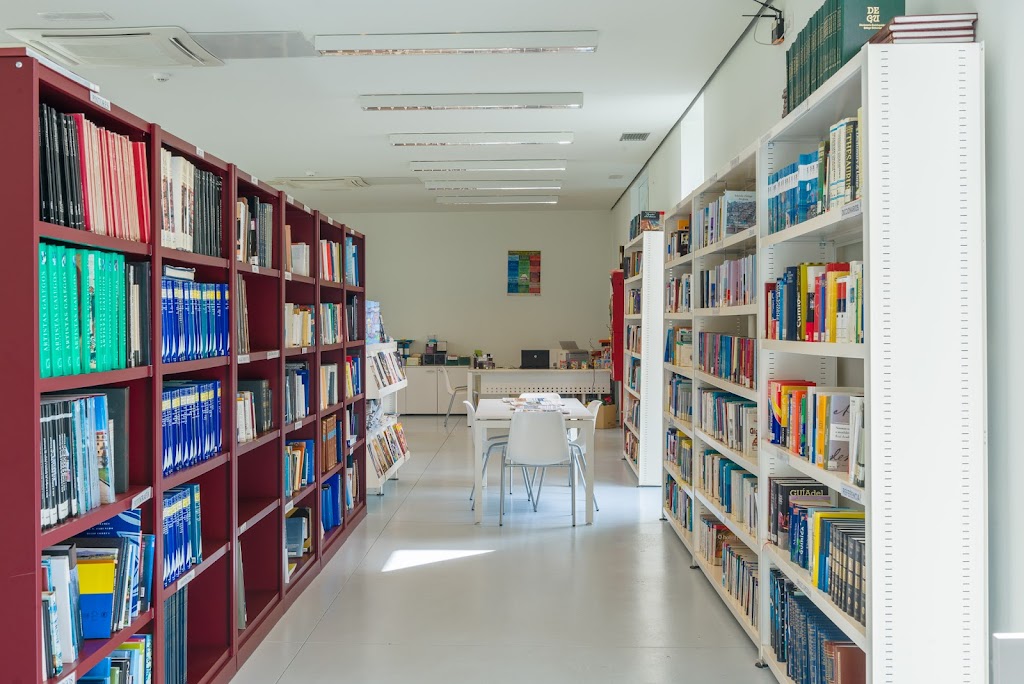 Biblioteca Jose Saramago Santa Marta