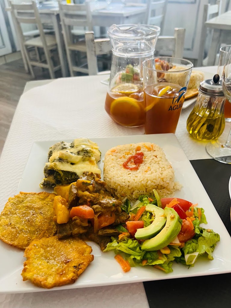 Restaurante Untxilaitz — Comida y bebida