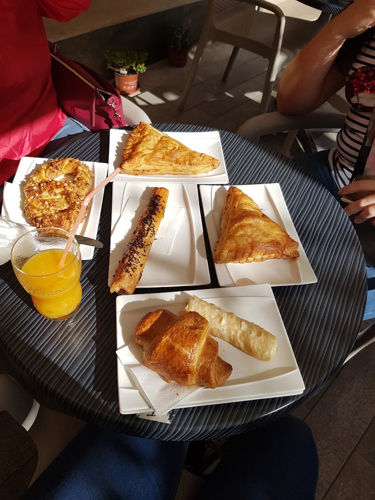 Cafeteria El Palaciet — Comida y bebida