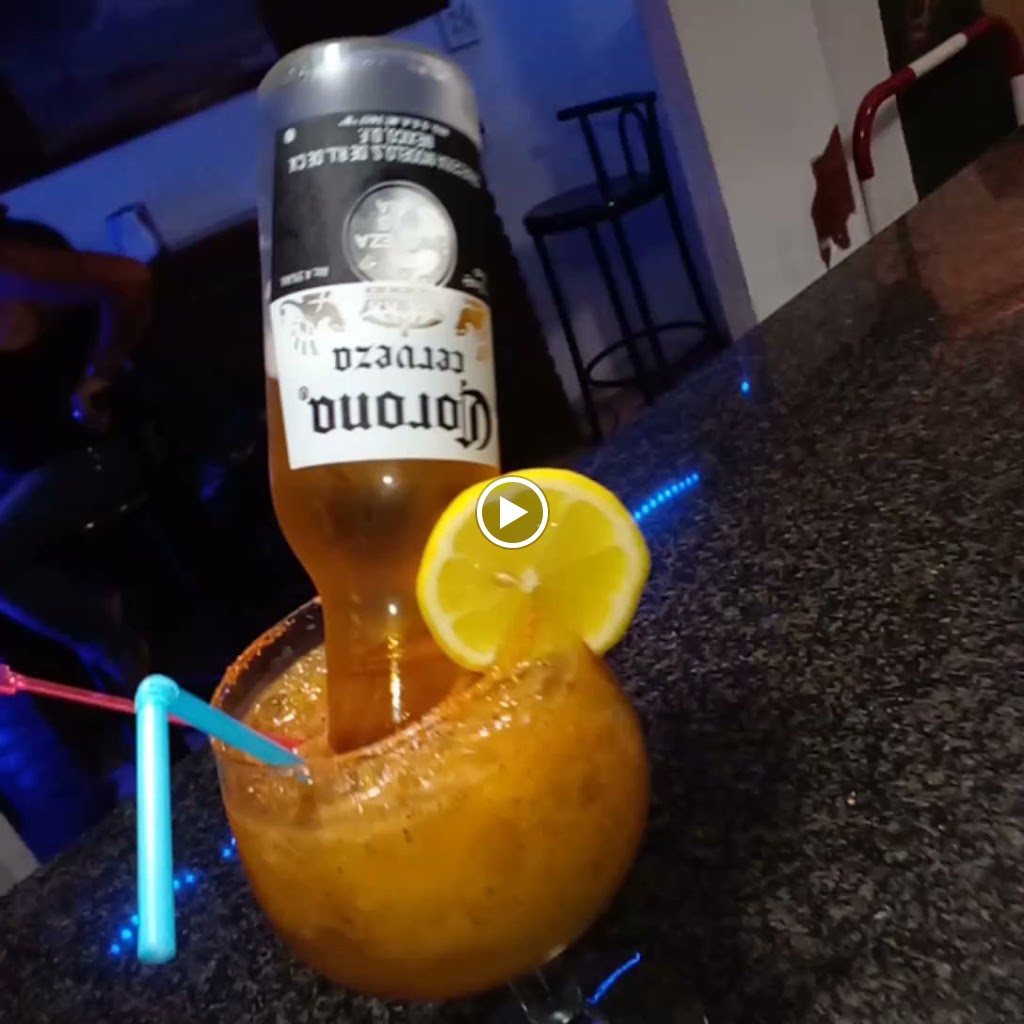 Bar transit cocteleria cerveceria — Michelada