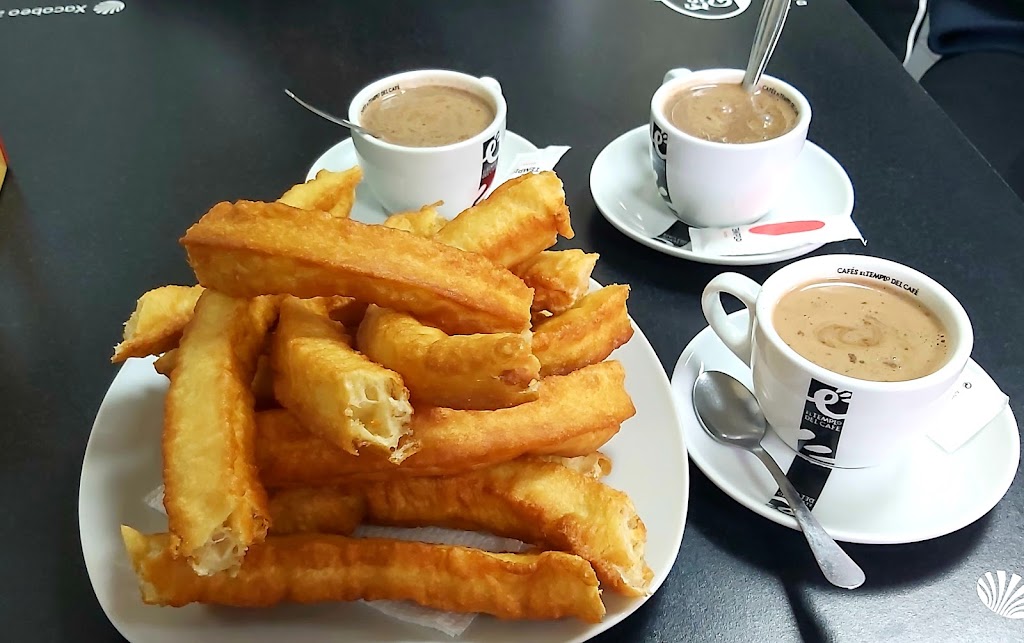 Churreria La Placita — Comida y bebida