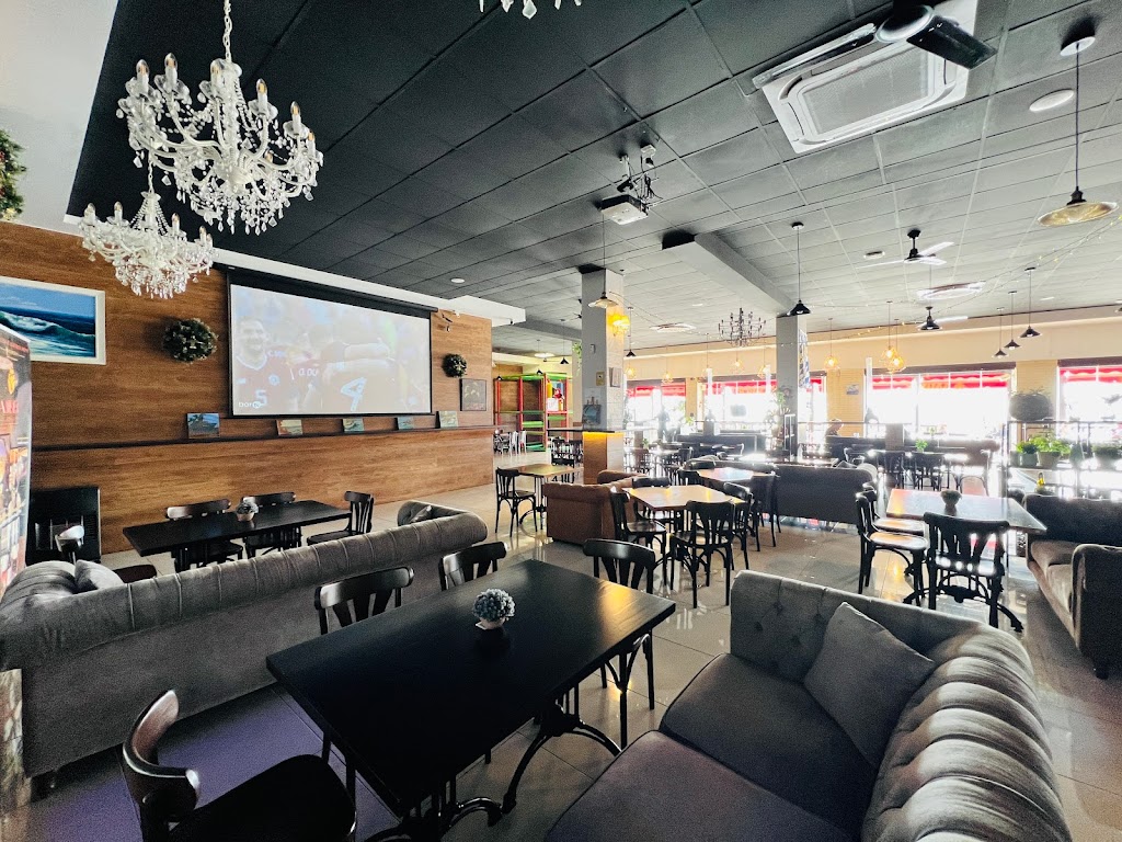 AMBER BREWERY Restaurante y Cerveceria Artesanal Torrevieja