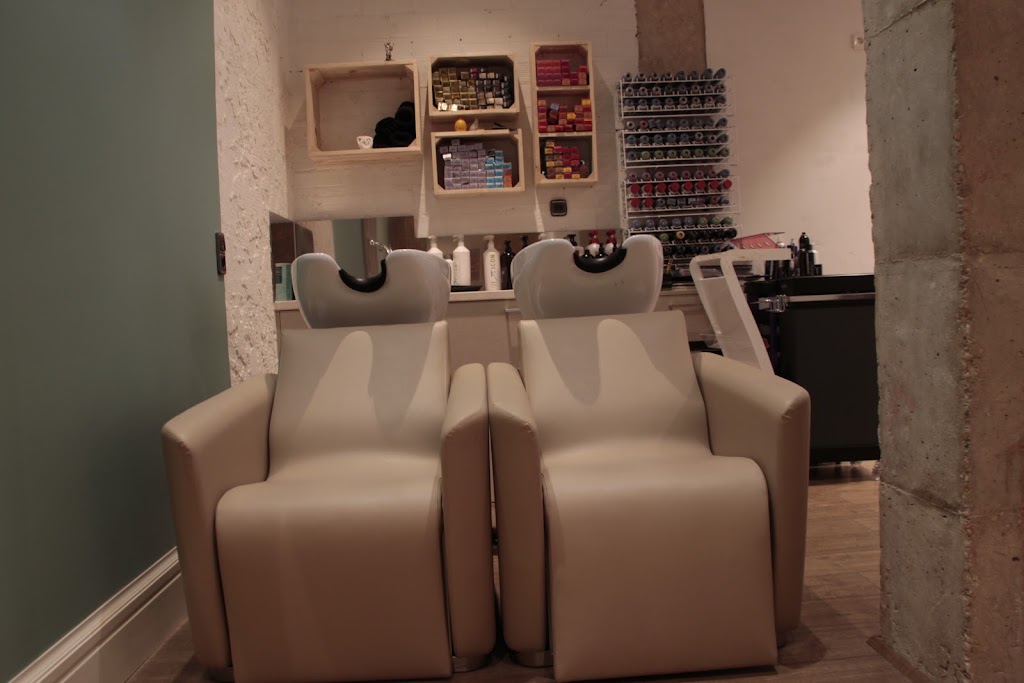 Isabel Juez, Peluqueria — Del propietario