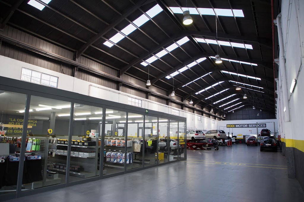 Rodi Motor Services — Interior