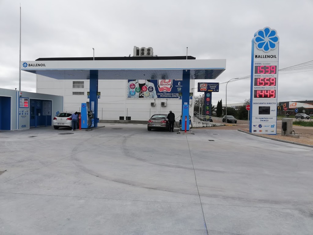 Ballenoil Cazalegas — Estacion de servicio