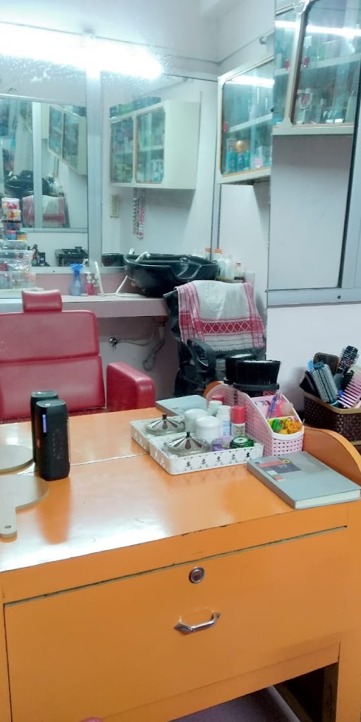 Grihalaxmi Tulis Touch Makeup Studio And Beauty Parlour