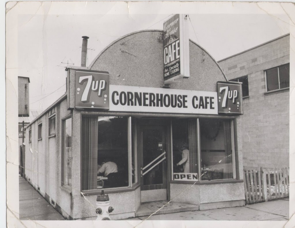 Corner House Cafe in Duncan