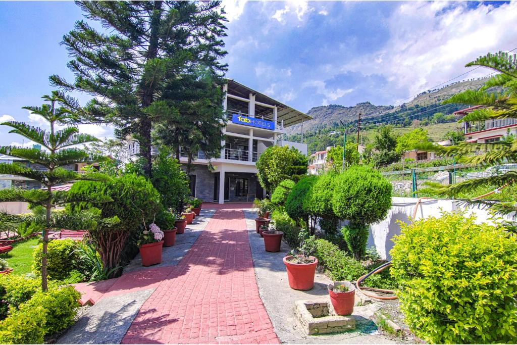 Fabhotel Paradise Ville Resort