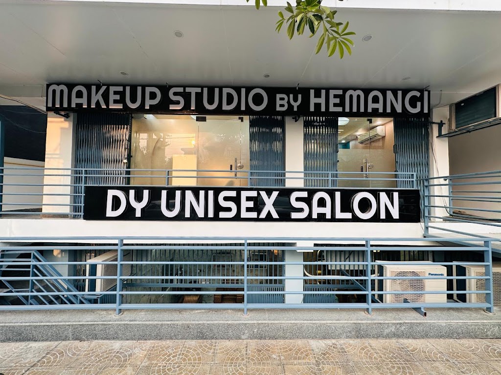 Dy Unisex Salon Makeup Studio By Hemangi