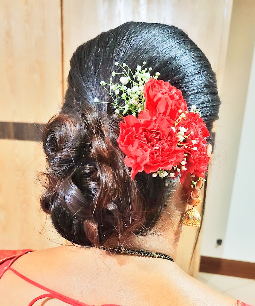 Rose Makeover Beauty And Spa Ladies Parlor Professional Makeup Artist