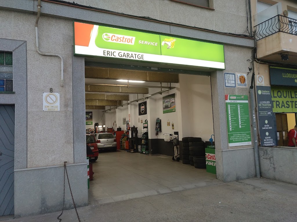 Castrol Service ERIC GARATGE — Exterior