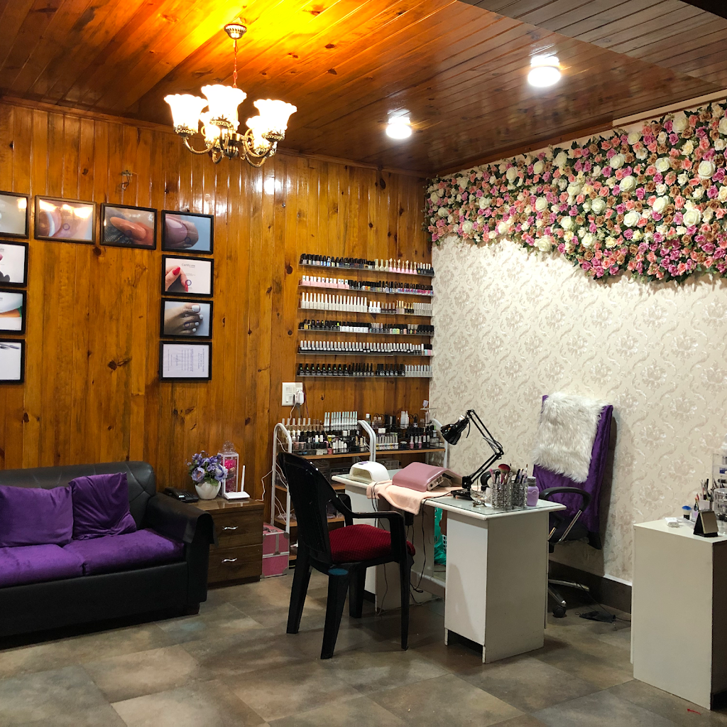 Abi Nail Studio Academy