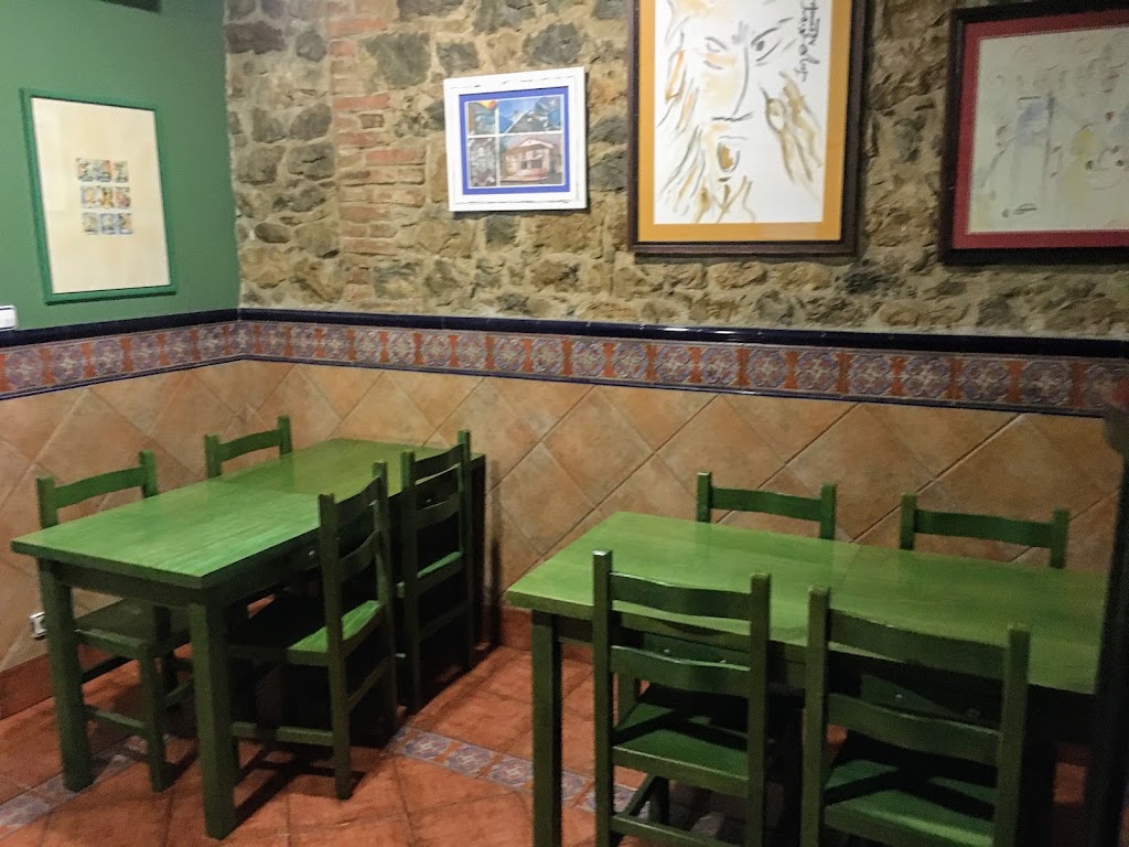 Bar El Escudo — Ambiente