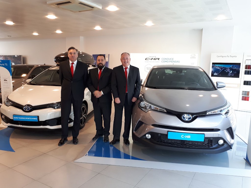 Concesionario Oficial TOYOTA - Cumaca Motor — Interior