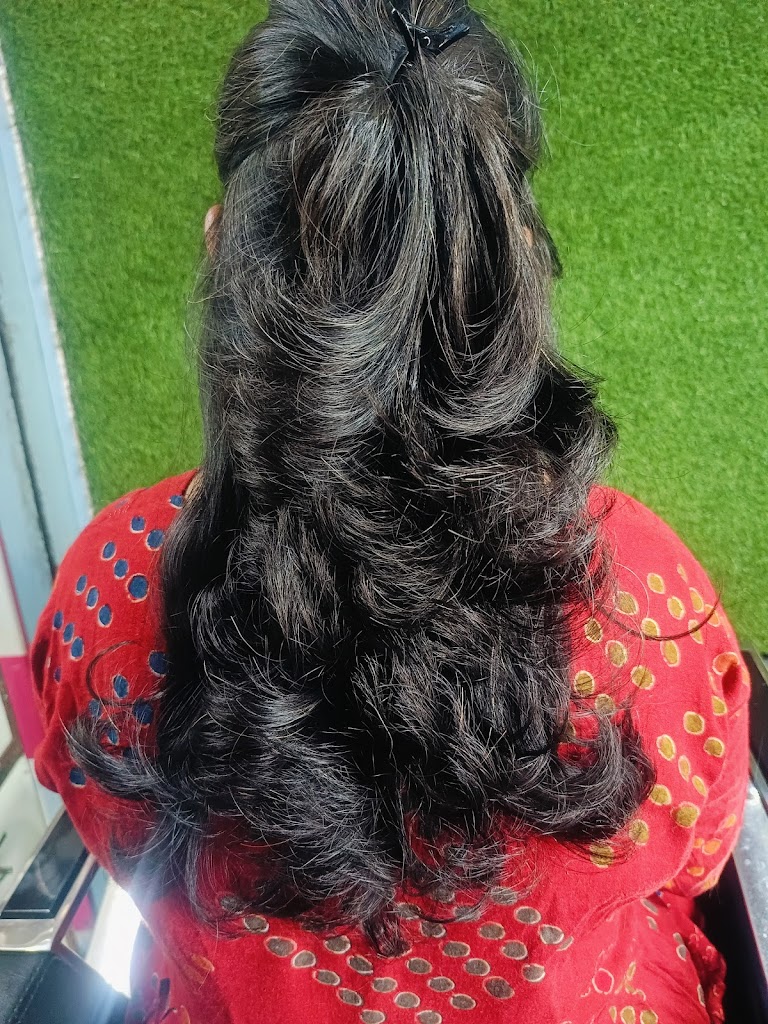 Bhargavi Beauty Saloon And Makeup Studio