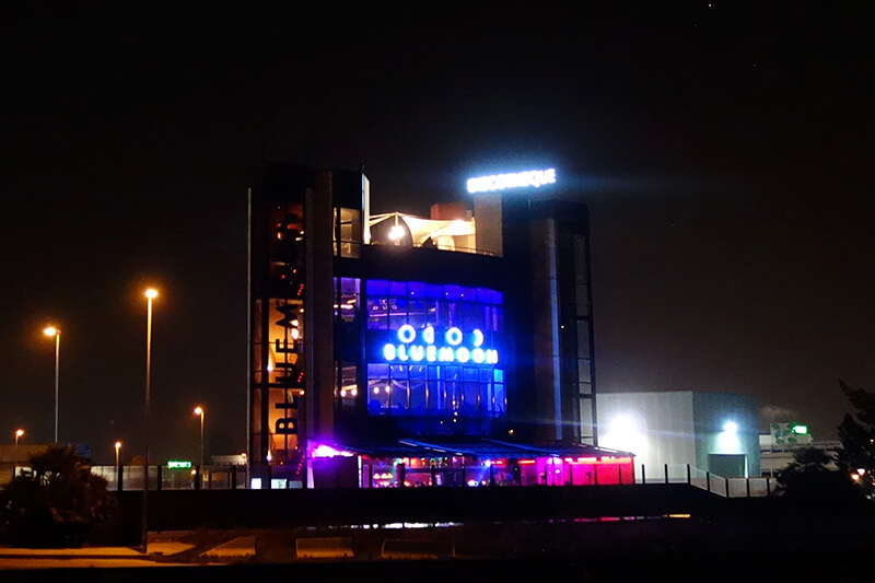 Bluemoon-Bocaccio