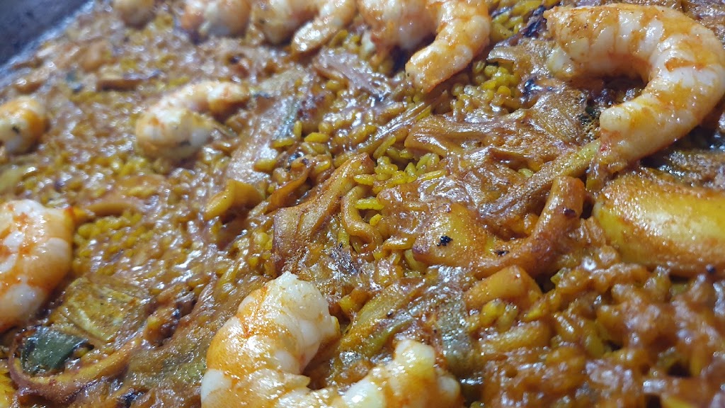 Restaurante Arroceria Ulises Piga — Comida y bebida