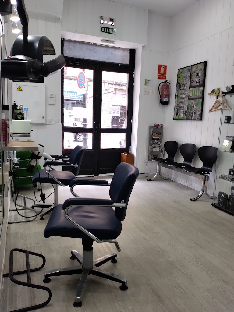Antonello Peluqueria — Interior