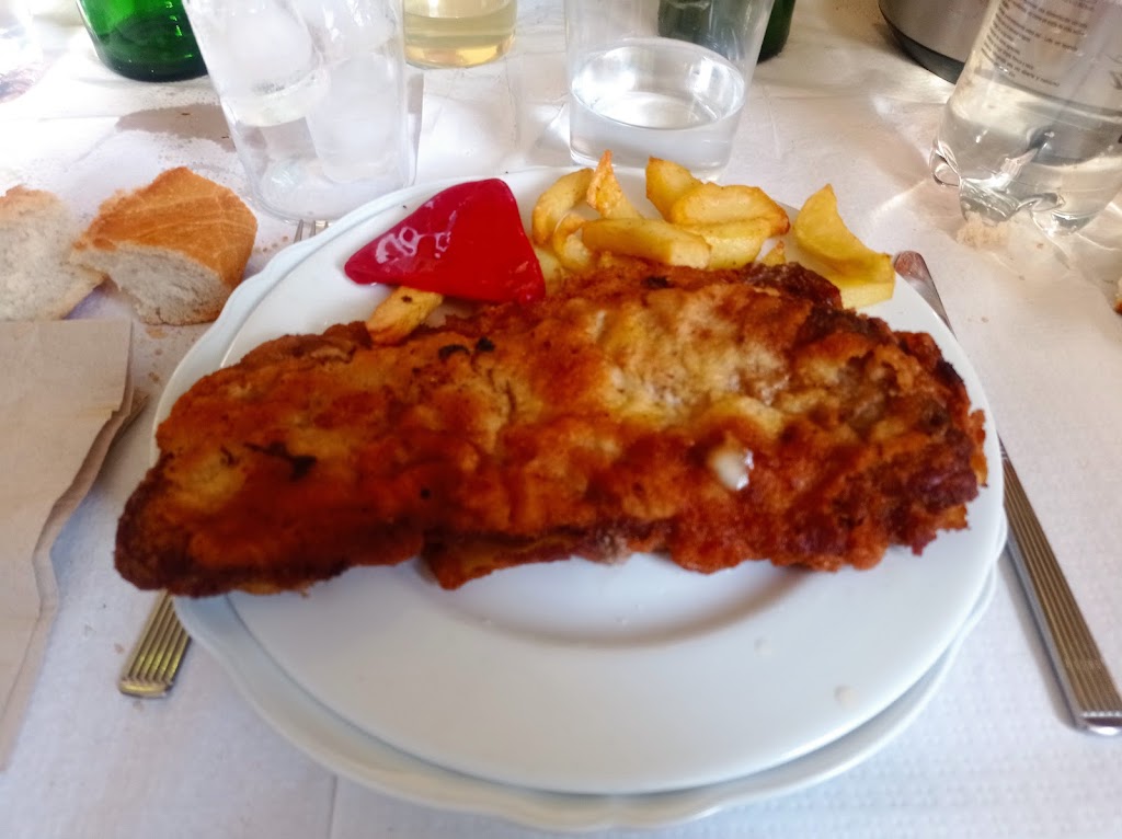 Bar Berlin — Comida y bebida