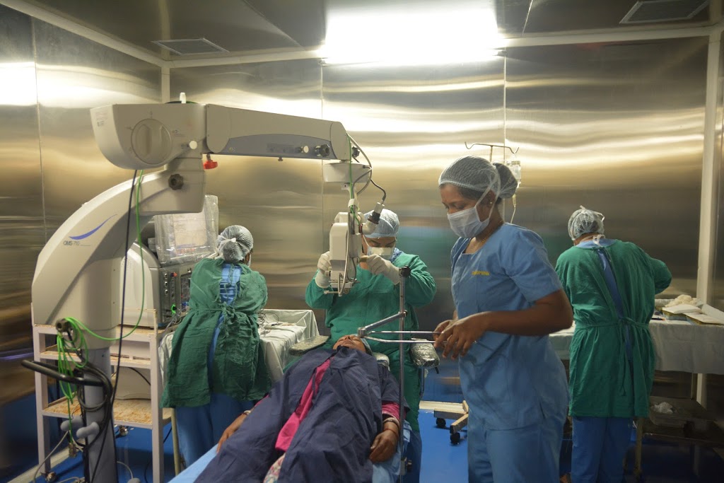 Refractive And Advanced Cataract Surgery Raacs