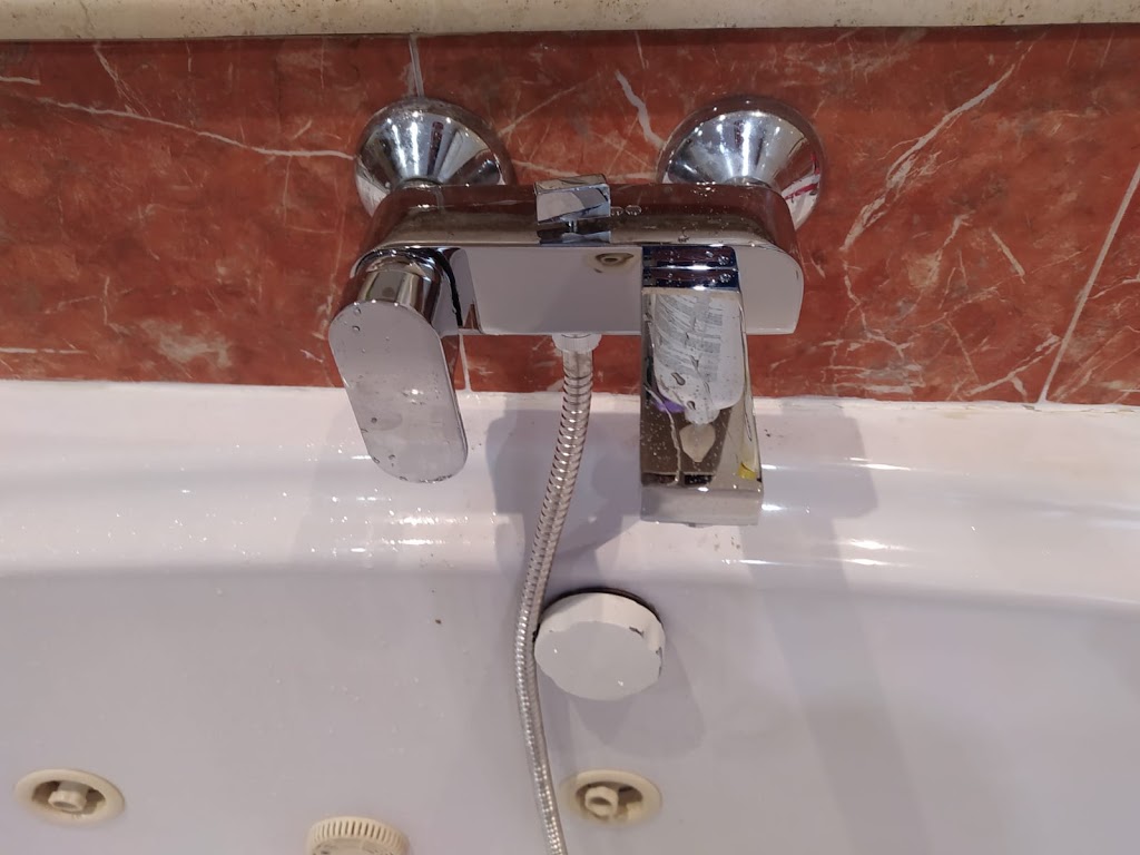 FONTANERIA SORISOLER SL — Cuarto de bano