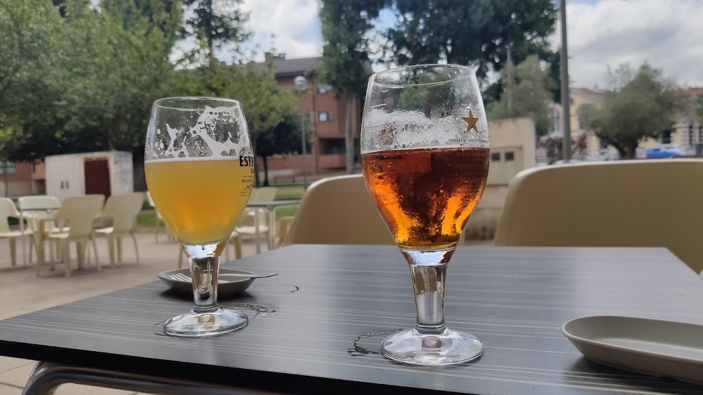 Cafeteria Las Lunas — Comida y bebida