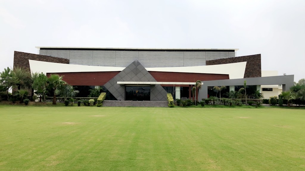 Royal Castle Resort
