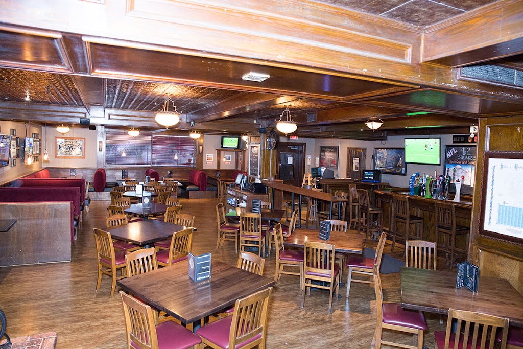 Ye Olde Squire - Fennell Ave. E.
