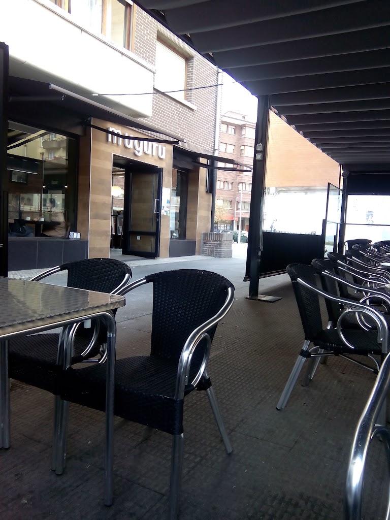 Cafe Muguru — Ambiente