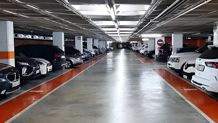 Parking Placa de l'Ajuntament telpark by Empark