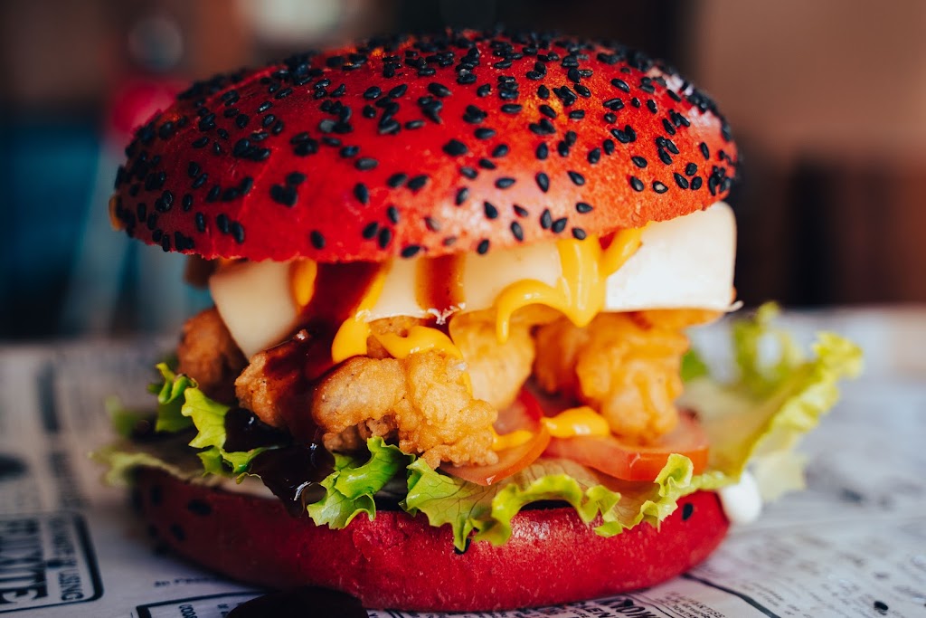 Restaurante KRISPY CHICKS — Comida y bebida