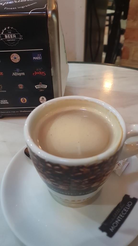 Cafeteria Dolca — Cafe