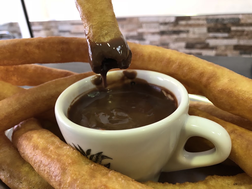 Churreria Bar Cafe del Sol — Comida y bebida