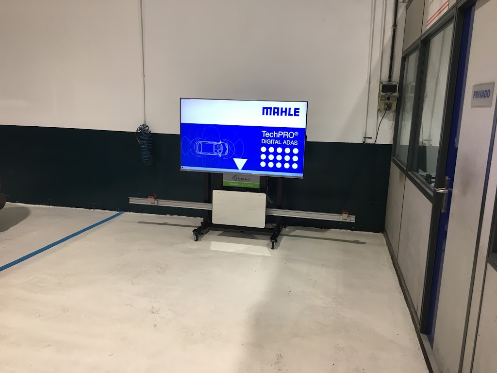 Bosch Car Service Talleres Jufer — Interior