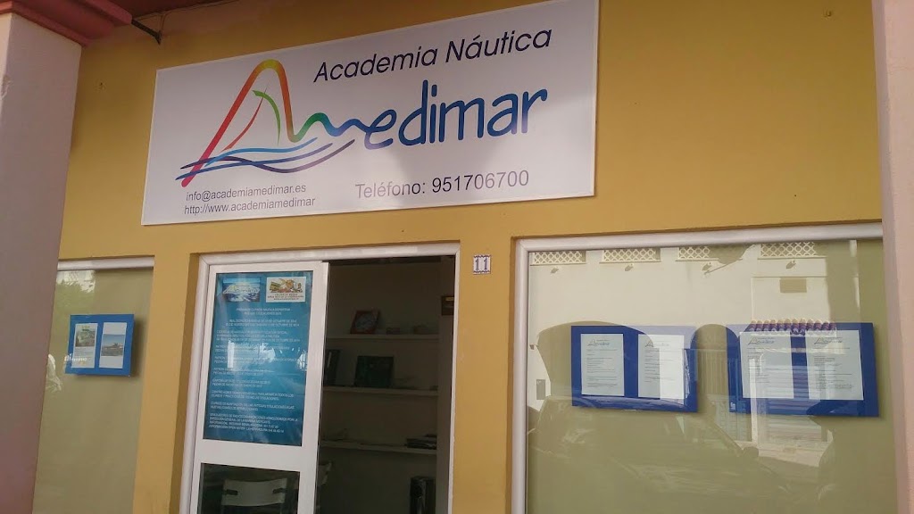 Academia Nautica Medimar — Del propietario
