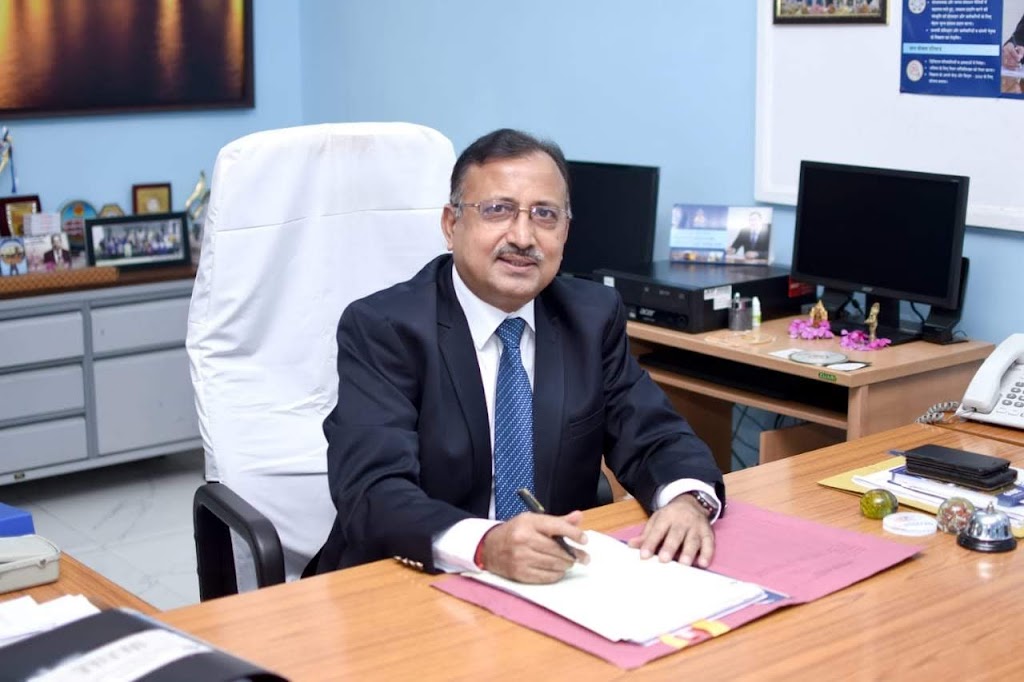 Dr. Dr A K Singh Physician Cardiologist Sarvodaya Hospital Bokaro