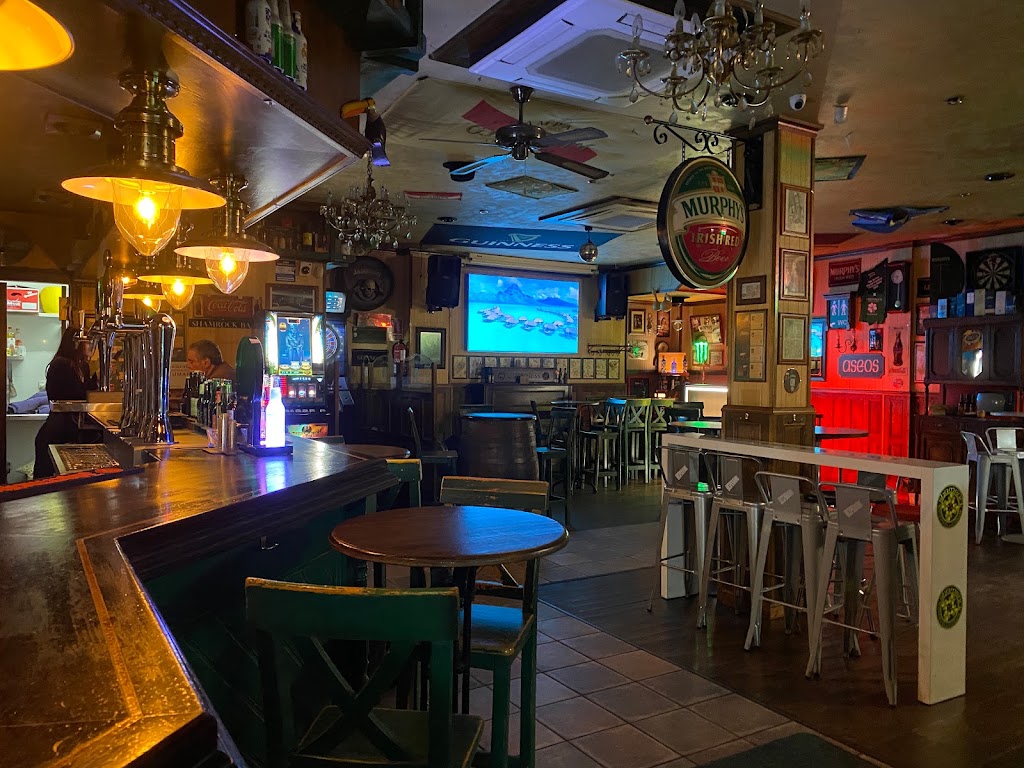Shamrock Irish Tavern Galapagar — Ambiente