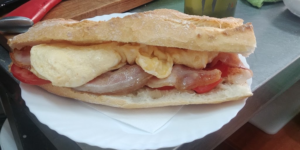 Bar*Restaurante EL FANALET. — Baguette