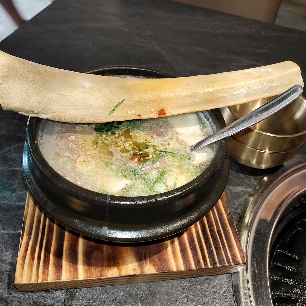 知肉極緻韓燒肉-台中中科店 的照片