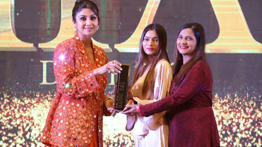 Rose Beauty Salon Lakme Jawed Habib S Professionals