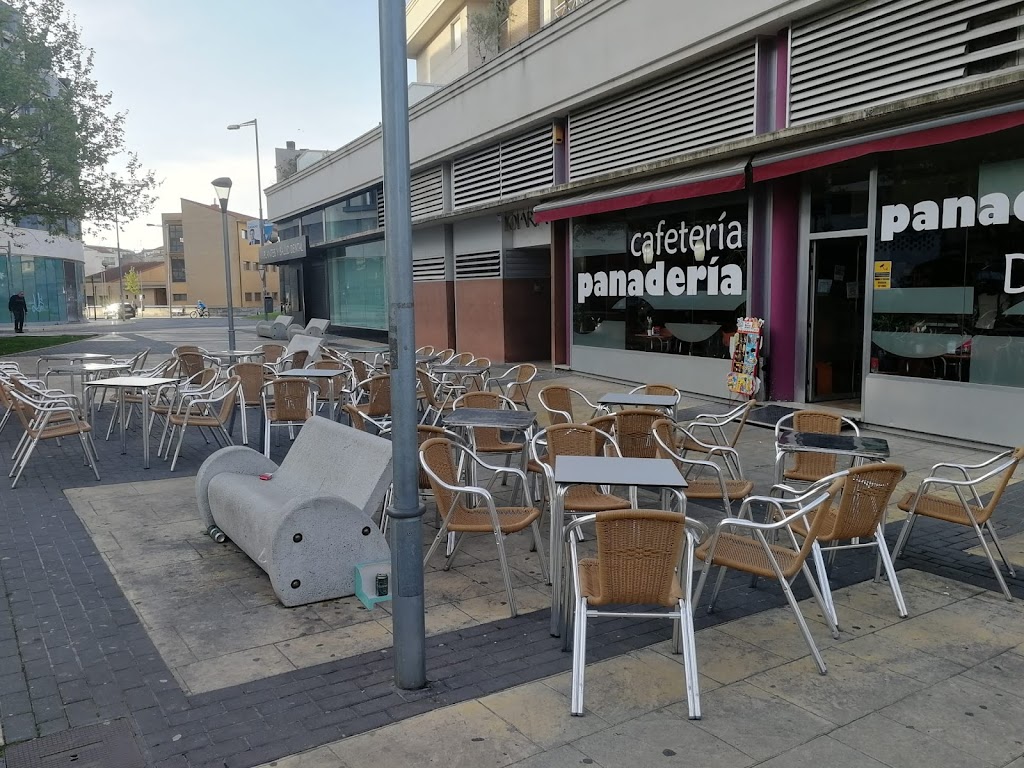 Panaderia/Cafeteria Casa Delfin
