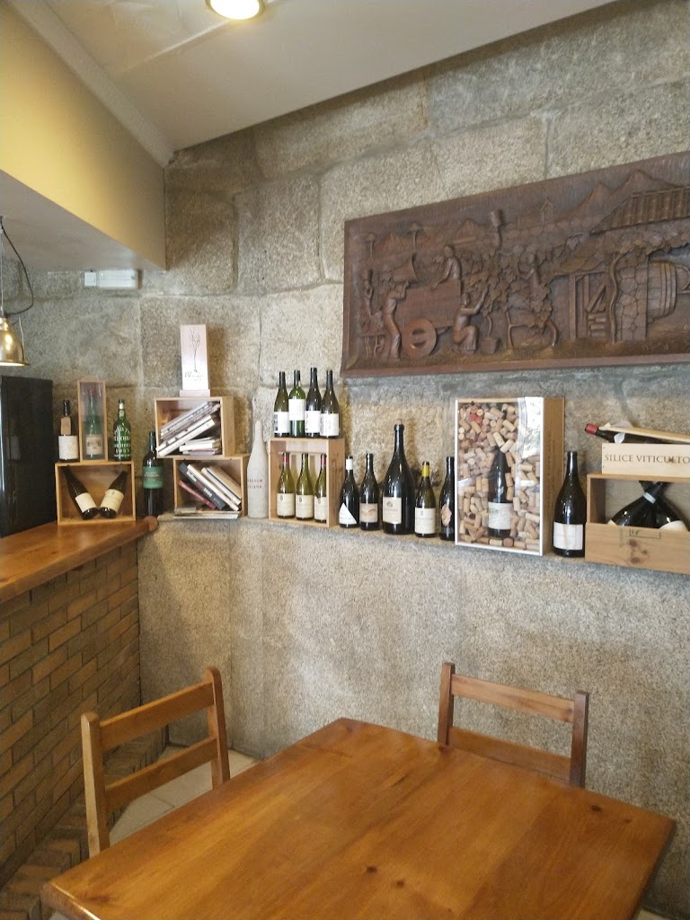 Taberna ACurva Bar de vinos