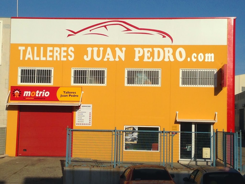 TALLERES JUAN PEDRO — Exterior