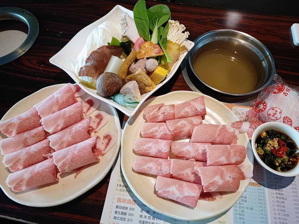 楓泉日式涮涮鍋/土城美食/火鍋/餐廳/Restaurants 的照片