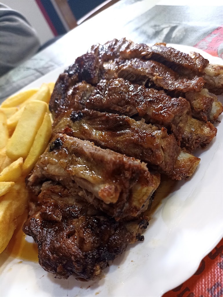Pikoriko — Comida y bebida