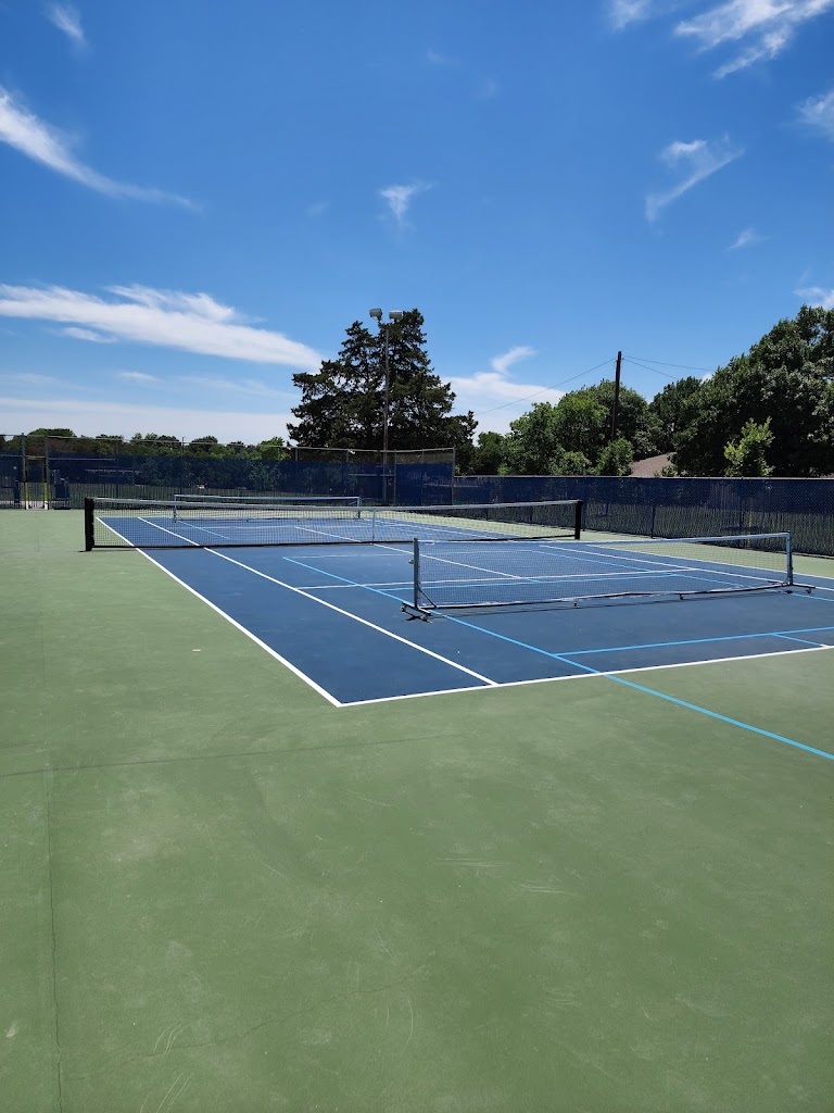 Lochwood Park Tennis Courts