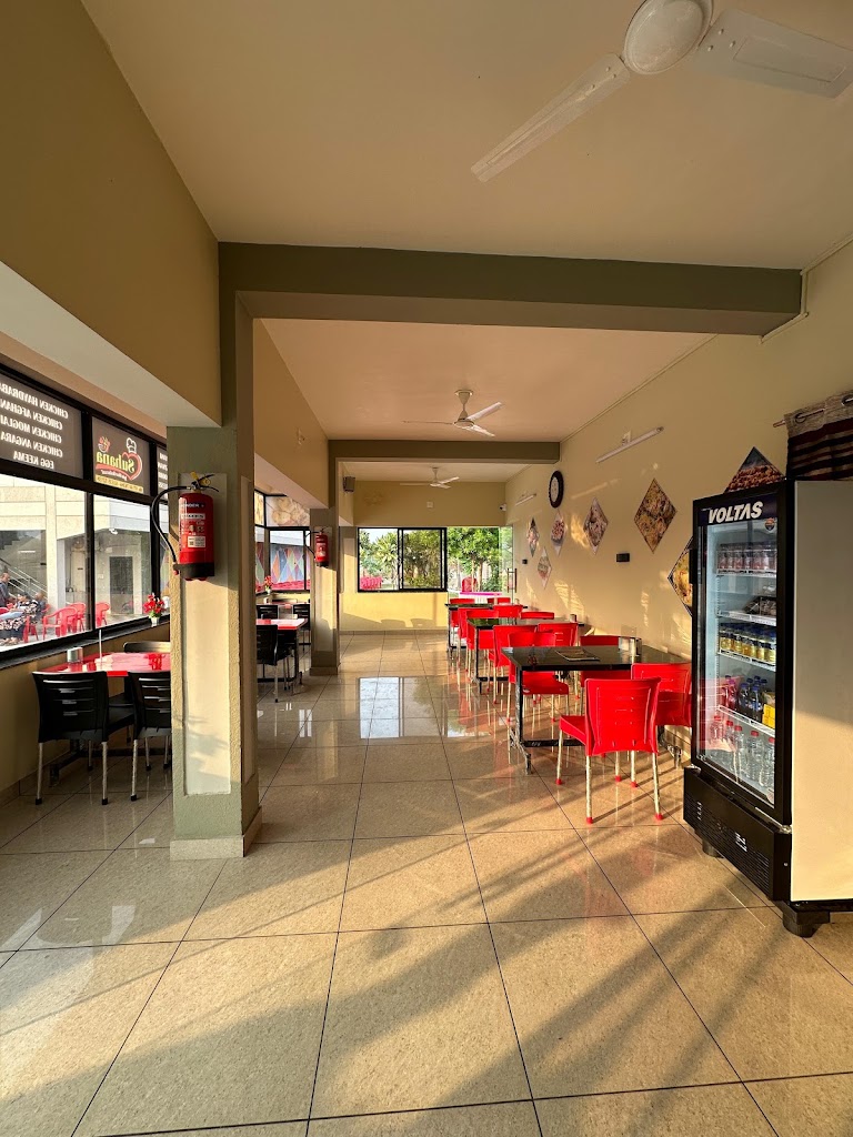 Suhana Lake View Nonvej Family Restaurant