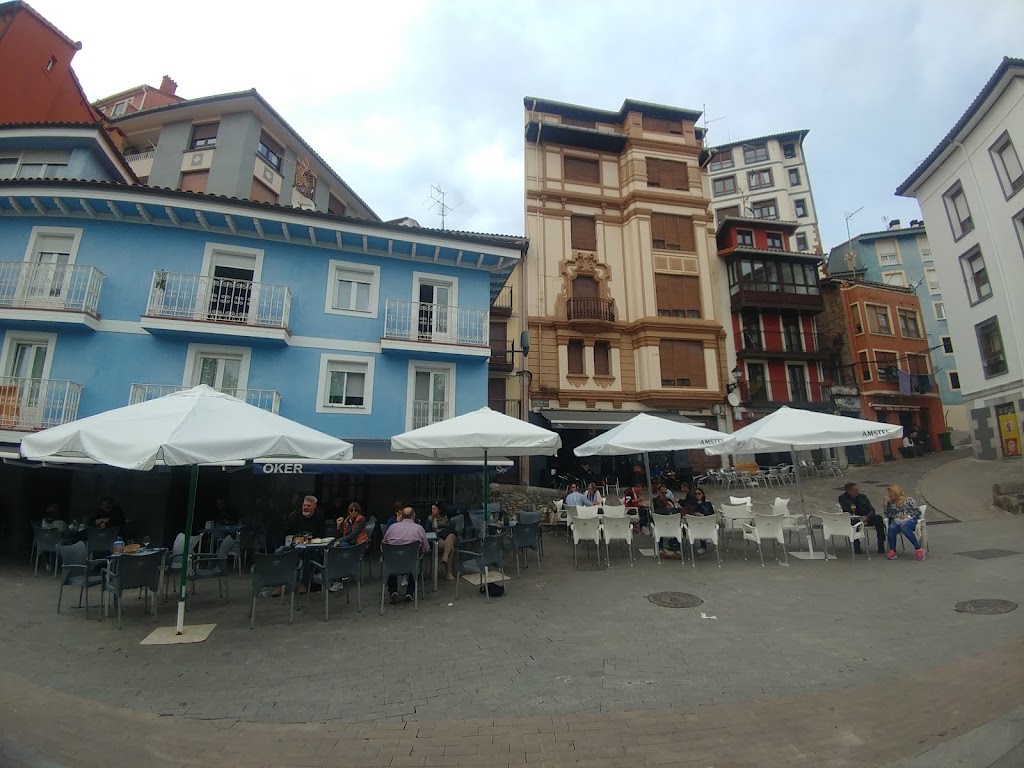 Moderno bar — Omago kafetegia